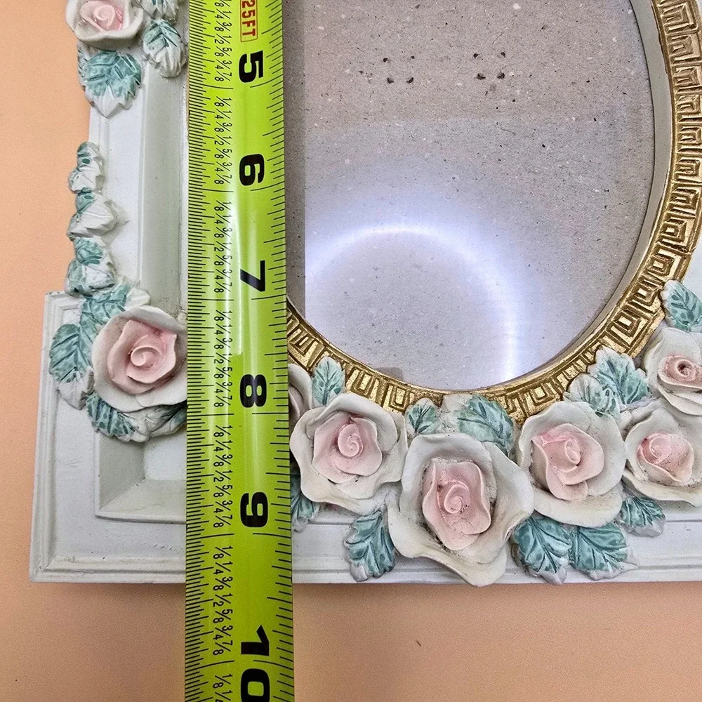 Vintage(1970-1999)Era Ornate Rose Photo Frame Oval‎ Tabletop Display Cottagecore